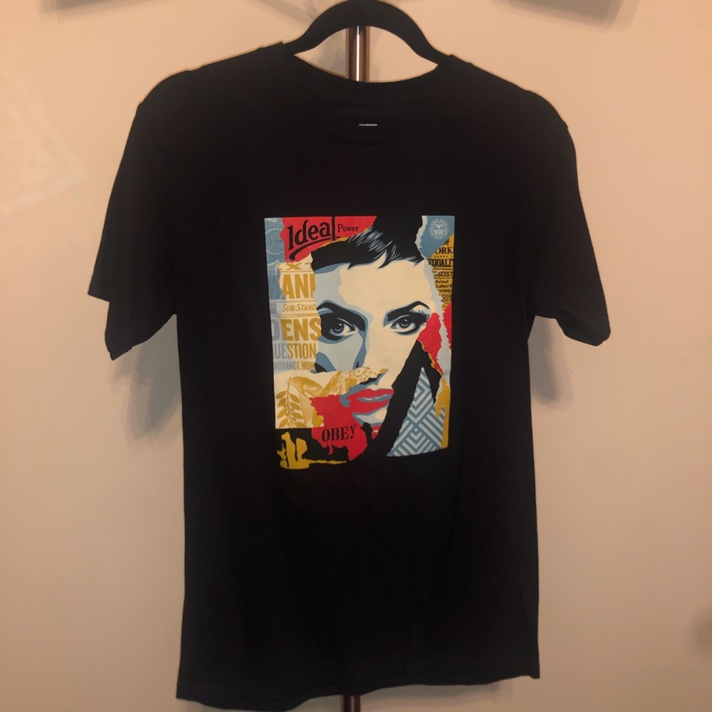 Obey T-shirt